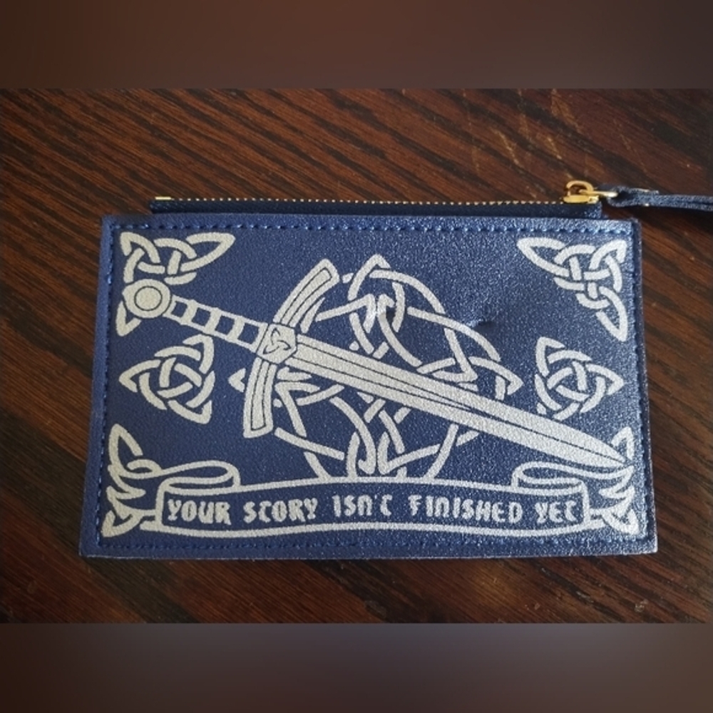 Owlcrate Silver in‎ the Bone Card Holder